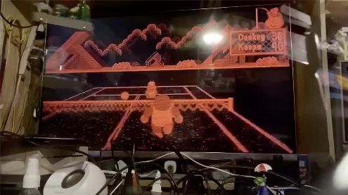 Il joue au Virtual Boy... sur une télé 3D, la vidéo