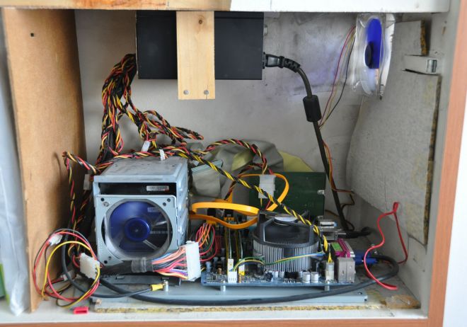 Ah je vous avais prévenus hein... Ah je vous avais prévenus hein...