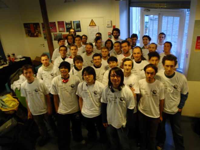 Les jammers posent pour la photo de famille Les jammers posent pour la photo de famille