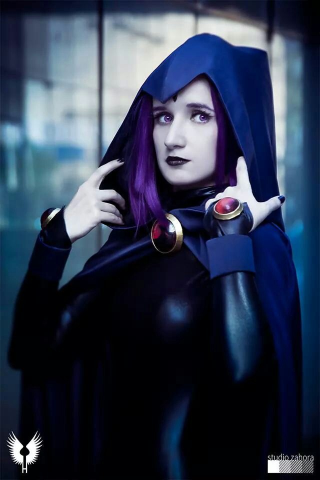 Raven cosplay Raven cosplay