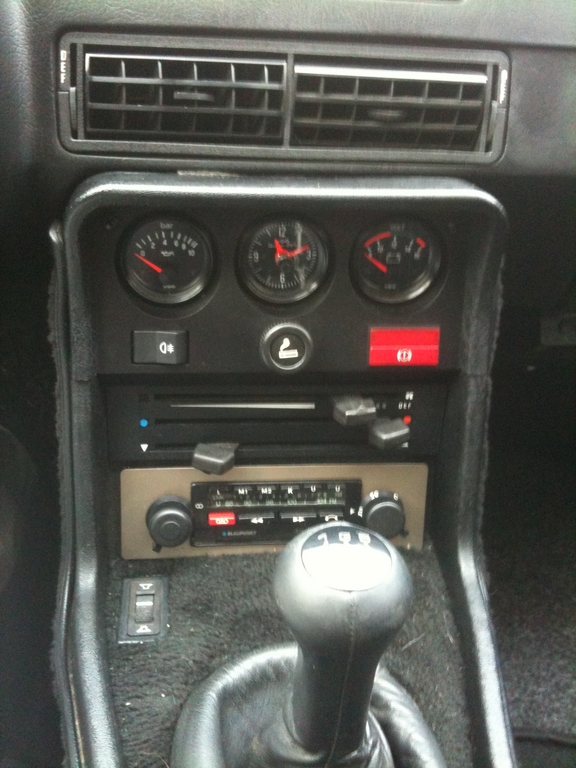 la console centrale, bien 70's