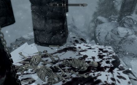 Moi qui pensait avoir trouvé un coin tranquille pour le pique-nique.. Moi qui pensait avoir trouvé un coin tranquille pour le pique-nique..