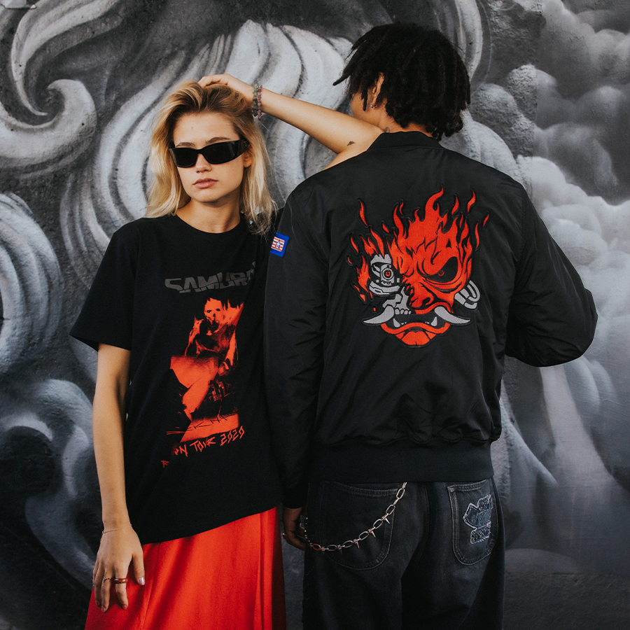 Cyberpunk 2077 : Veste et t-shirt d'Insert Coin. Cyberpunk 2077 : Veste et t-shirt d'Insert Coin.