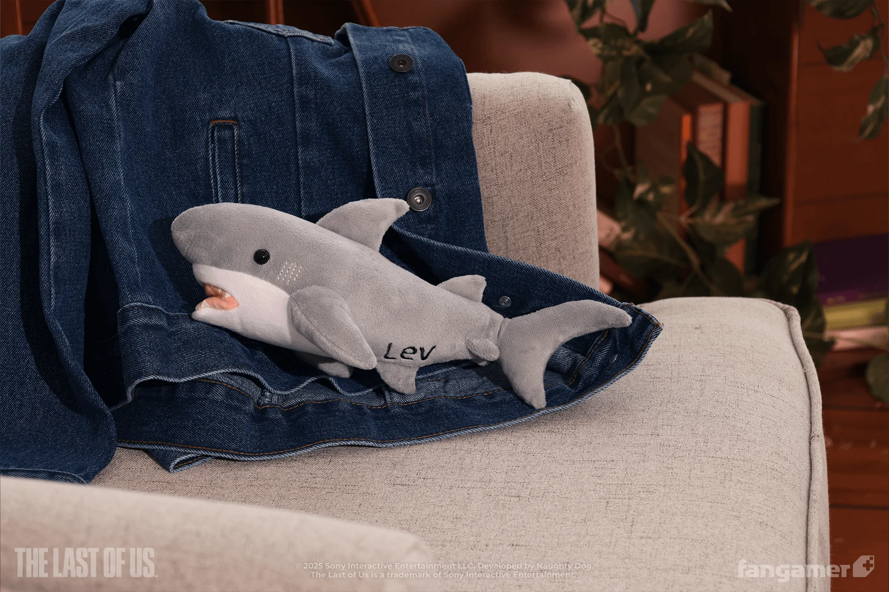 The Last of Us 2 : Peluche requin de Lev par Fangamer. The Last of Us 2 : Peluche requin de Lev par Fangamer.