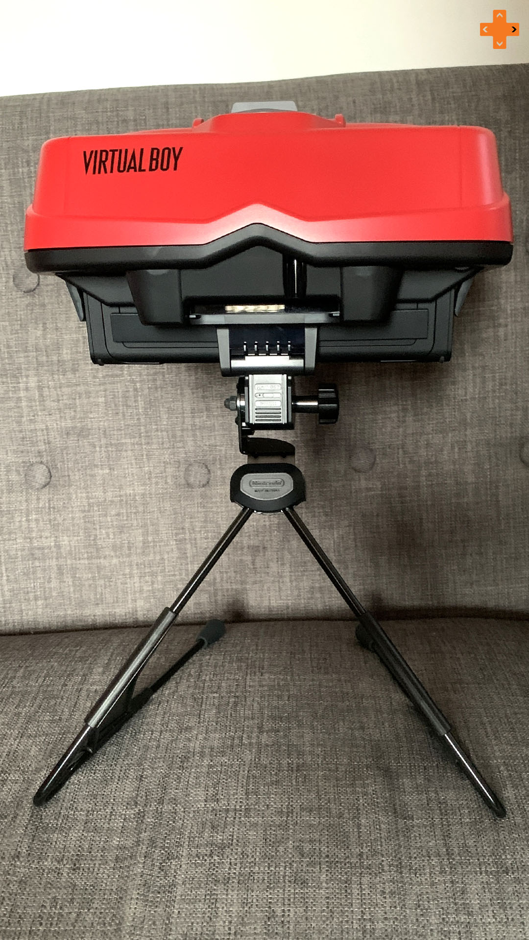 Photo de face du Virtual Boy pour la Nintendo Switch 2. Photo de face du Virtual Boy pour la Nintendo Switch 2.