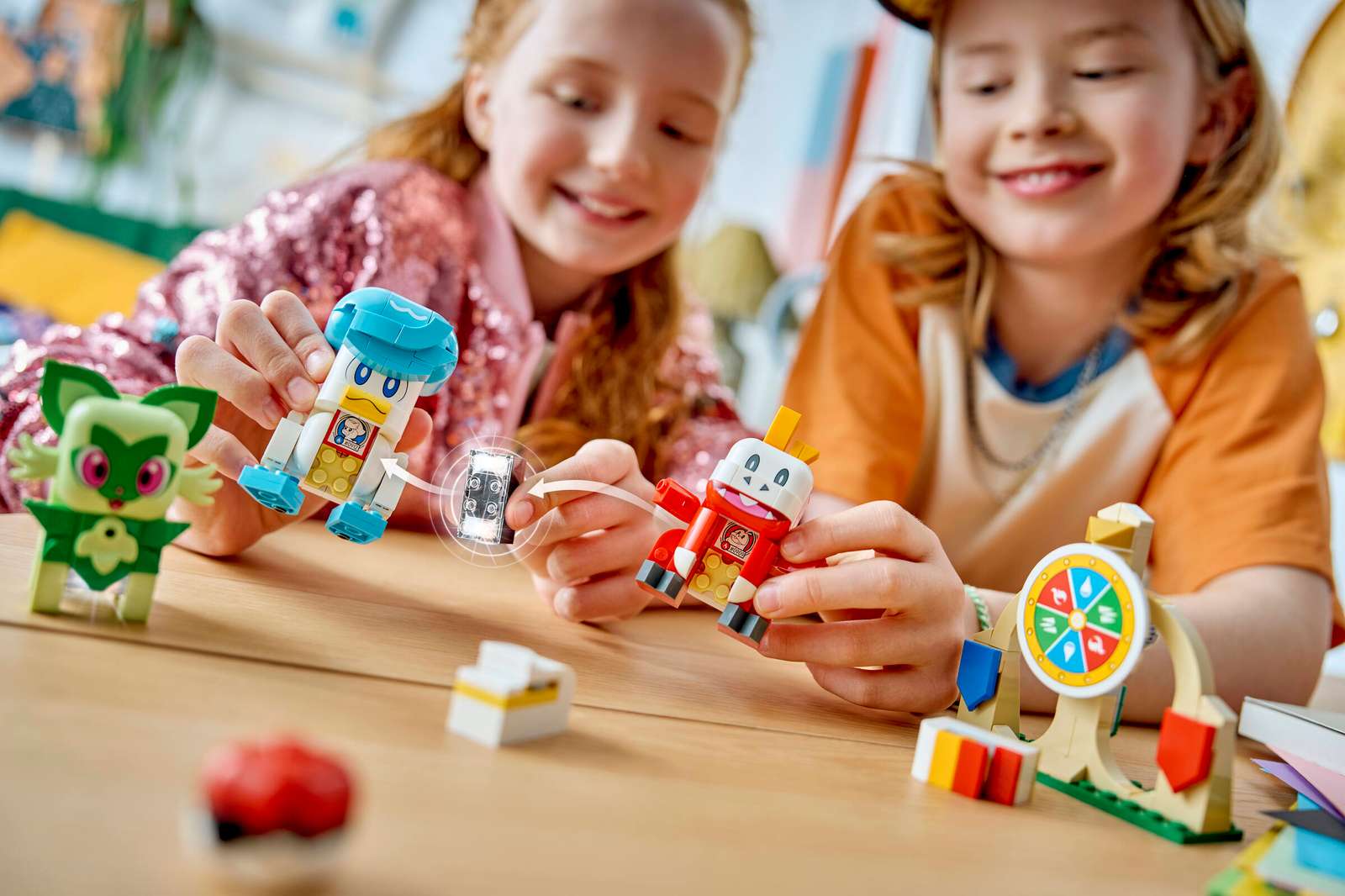 LEGO Pokemon Smart Play 72158Combat entre Poussacha, Chochodile et Coiffeton