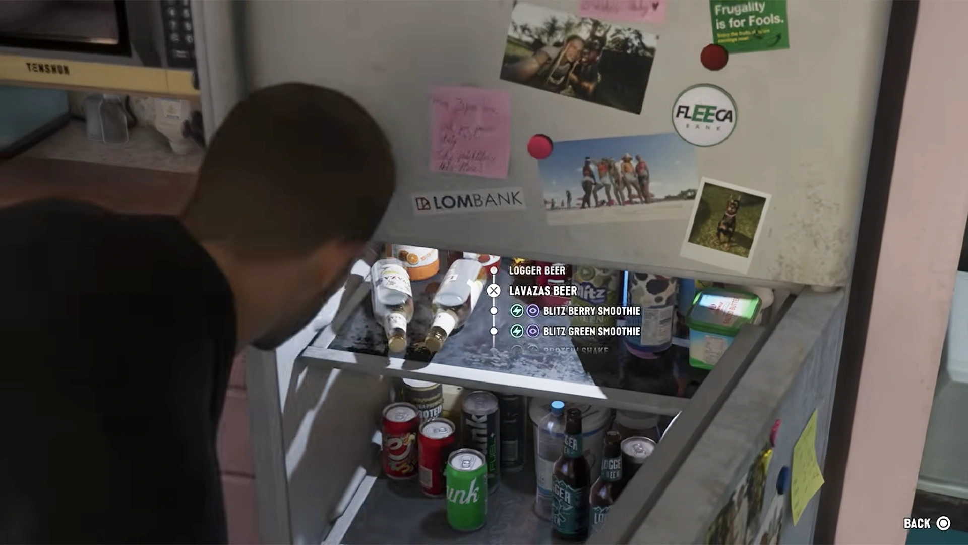 Dans GTA 6, Jason va se chercher une biÃ¨re dans le rÃ©frigÃ©rateur.