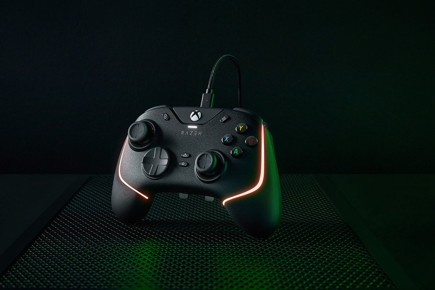 image de la manette Wolverine V2 Chroma 