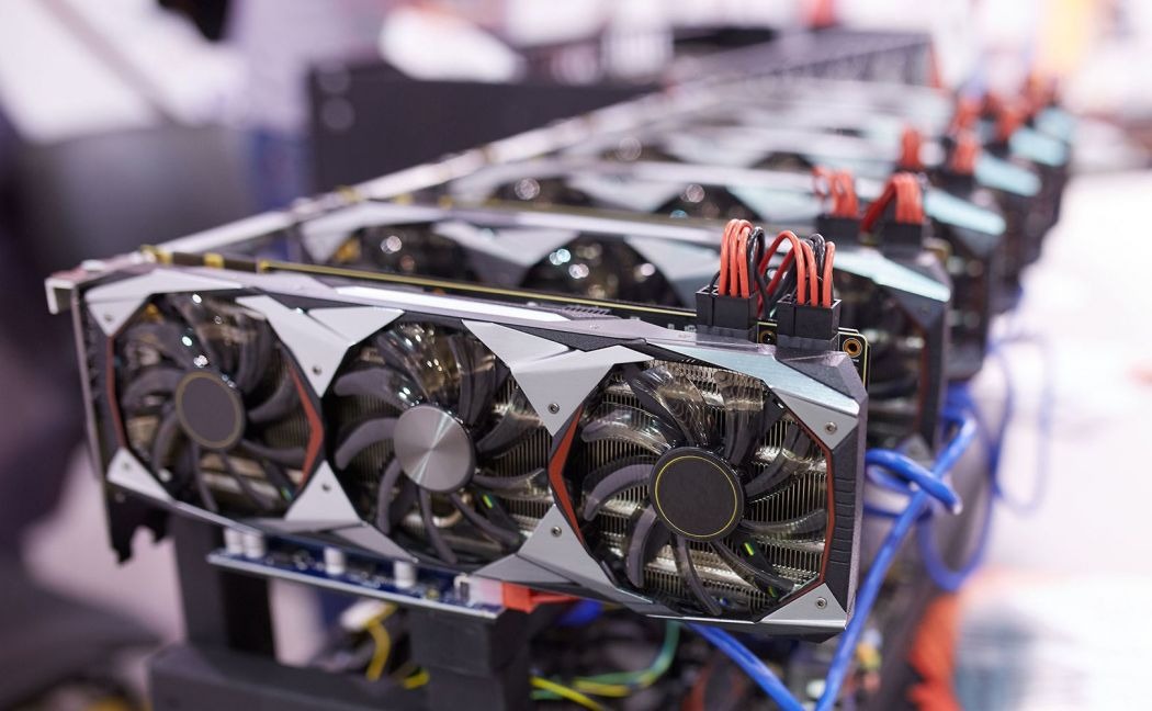 Cartes graphiques Nvidia en position minage. Cartes graphiques Nvidia en position minage.