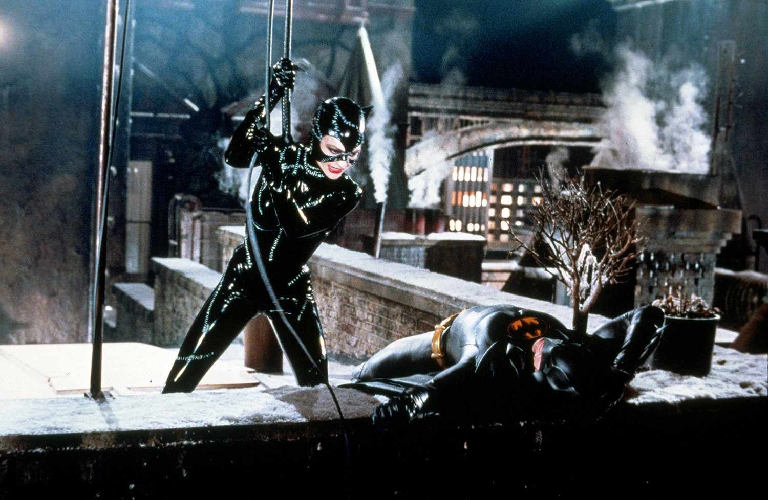 batman returns spin-off catwoman annule details batman returns spin-off catwoman annule details