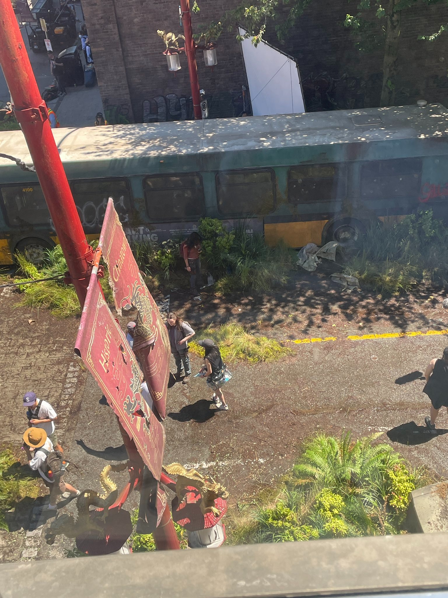 Image 04 d'Ellie & Dina dans la série TLOU Saison 2 Image 04 d'Ellie & Dina dans la série TLOU Saison 2