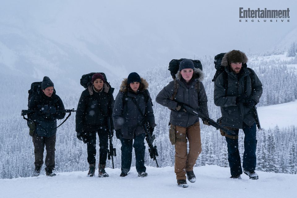 Abby menant le WLF au cÅur de la montagne enneigée dans The Last of Us (HBO). Abby menant le WLF au cÅur de la montagne enneigée dans The Last of Us (HBO).