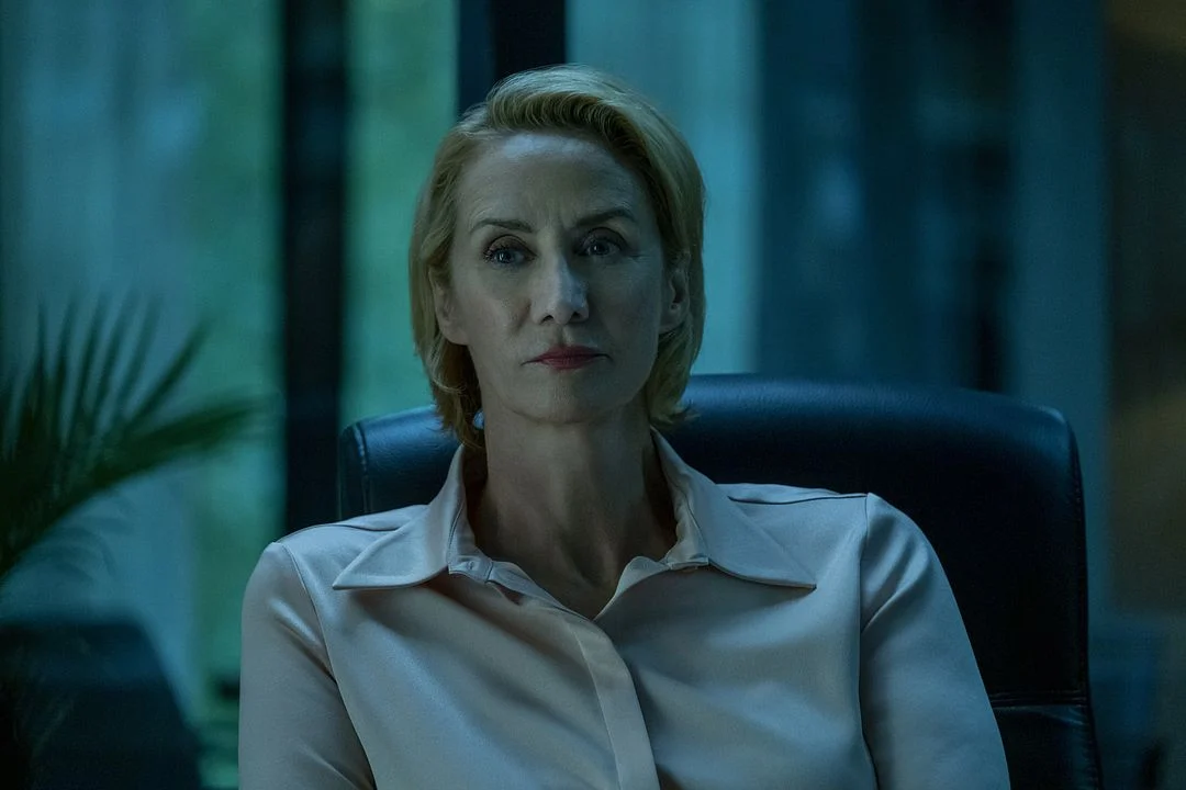 Janet McTeer dans la série Ozark. Janet McTeer dans la série Ozark.