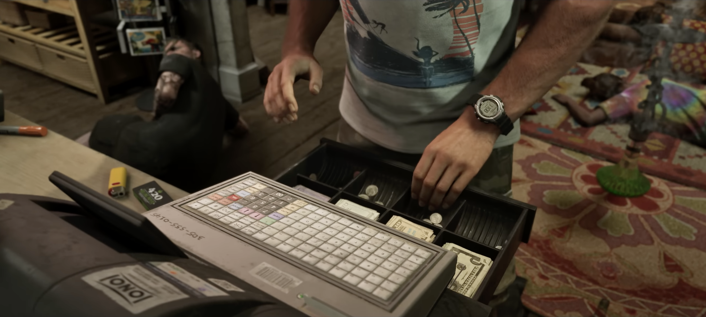 Jason vole l'argent de la caisse d'un magasin dans le trailer 2 de GTA 6. Jason vole l'argent de la caisse d'un magasin dans le trailer 2 de GTA 6.