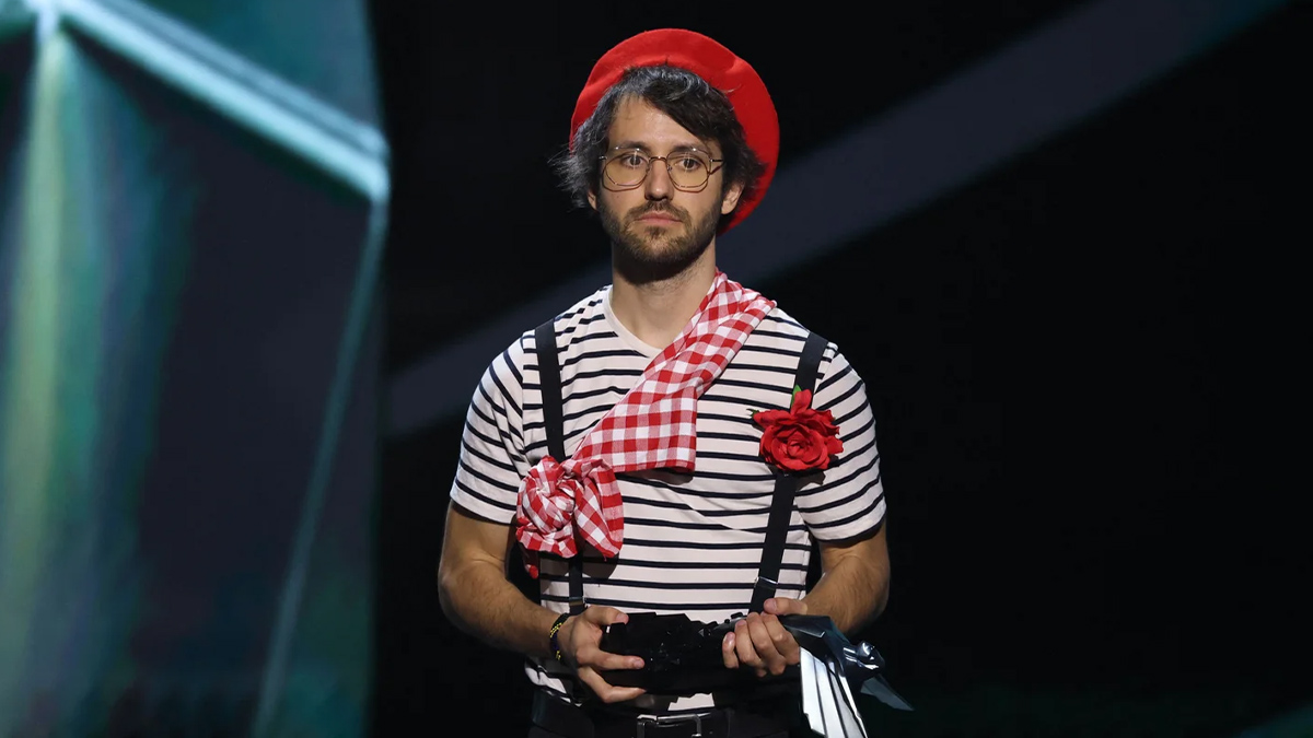 Guillaume Broche sur la scène des Game Awards 2025. Guillaume Broche sur la scène des Game Awards 2025.