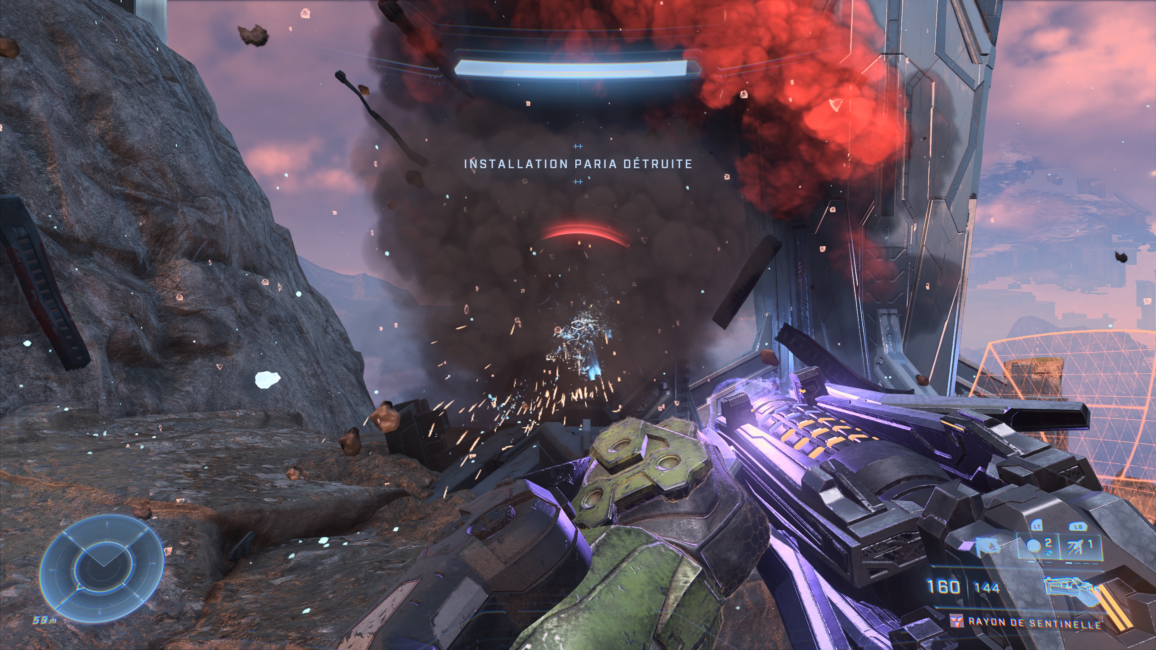 Le Major détruit une installation Paria Le Major détruit une installation Paria