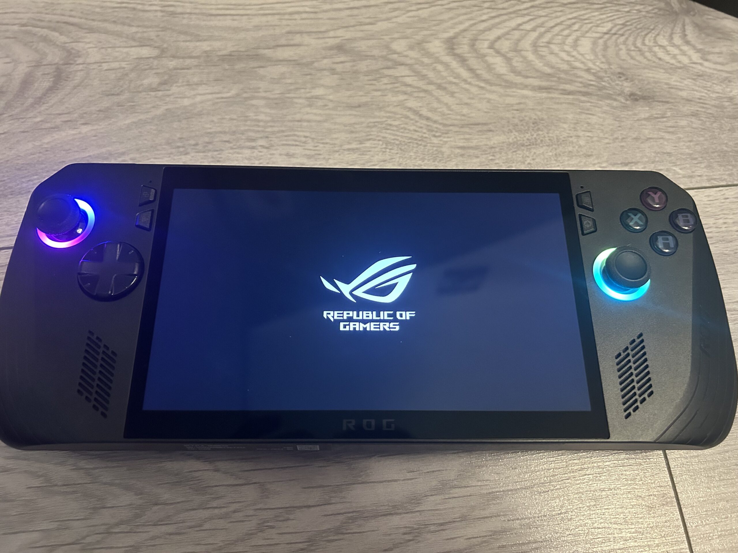 ASUS ROG ALLY