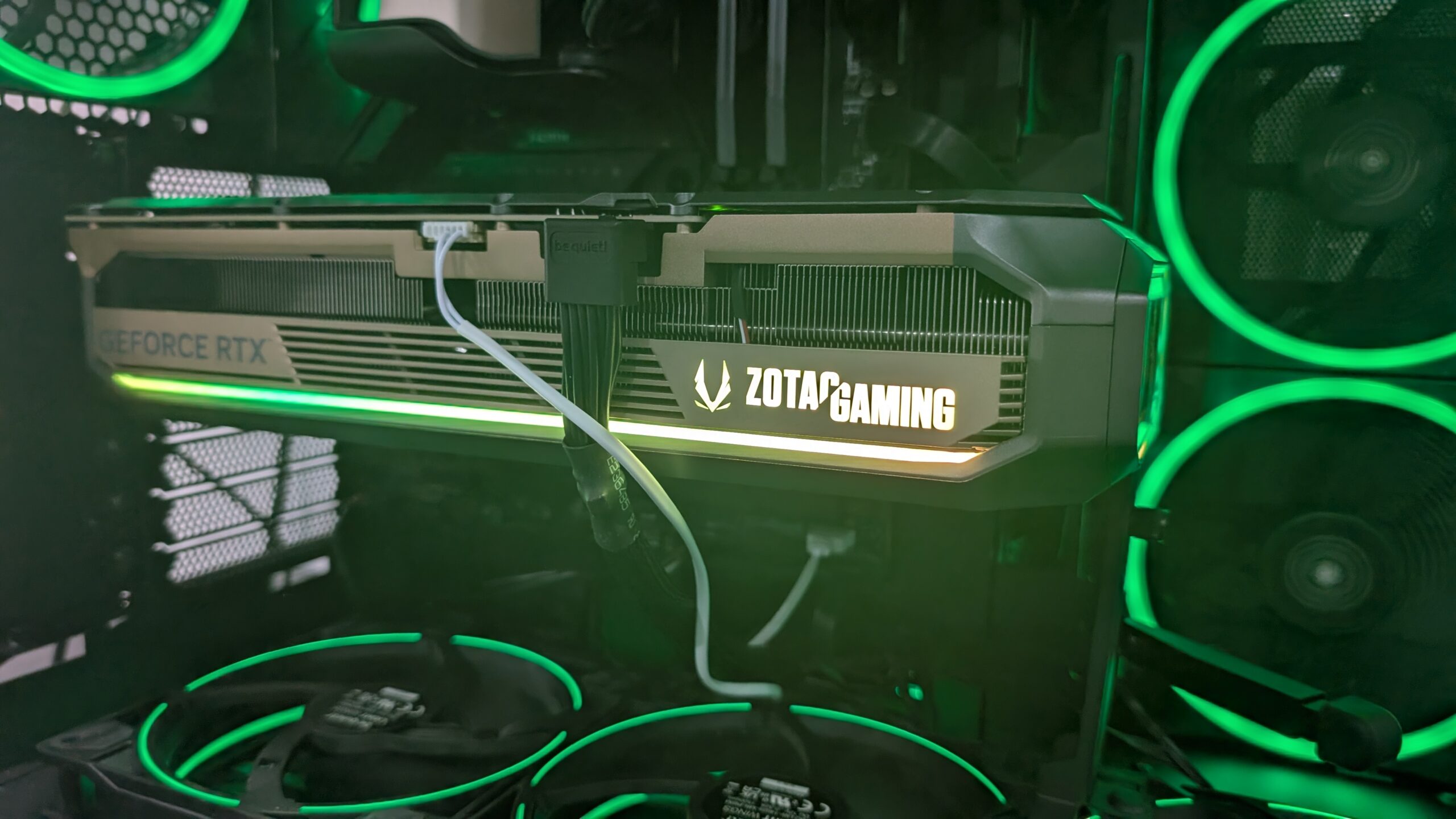 Test RTX 5070 Ti AMP Extreme INFINITY Test RTX 5070 Ti AMP Extreme INFINITY