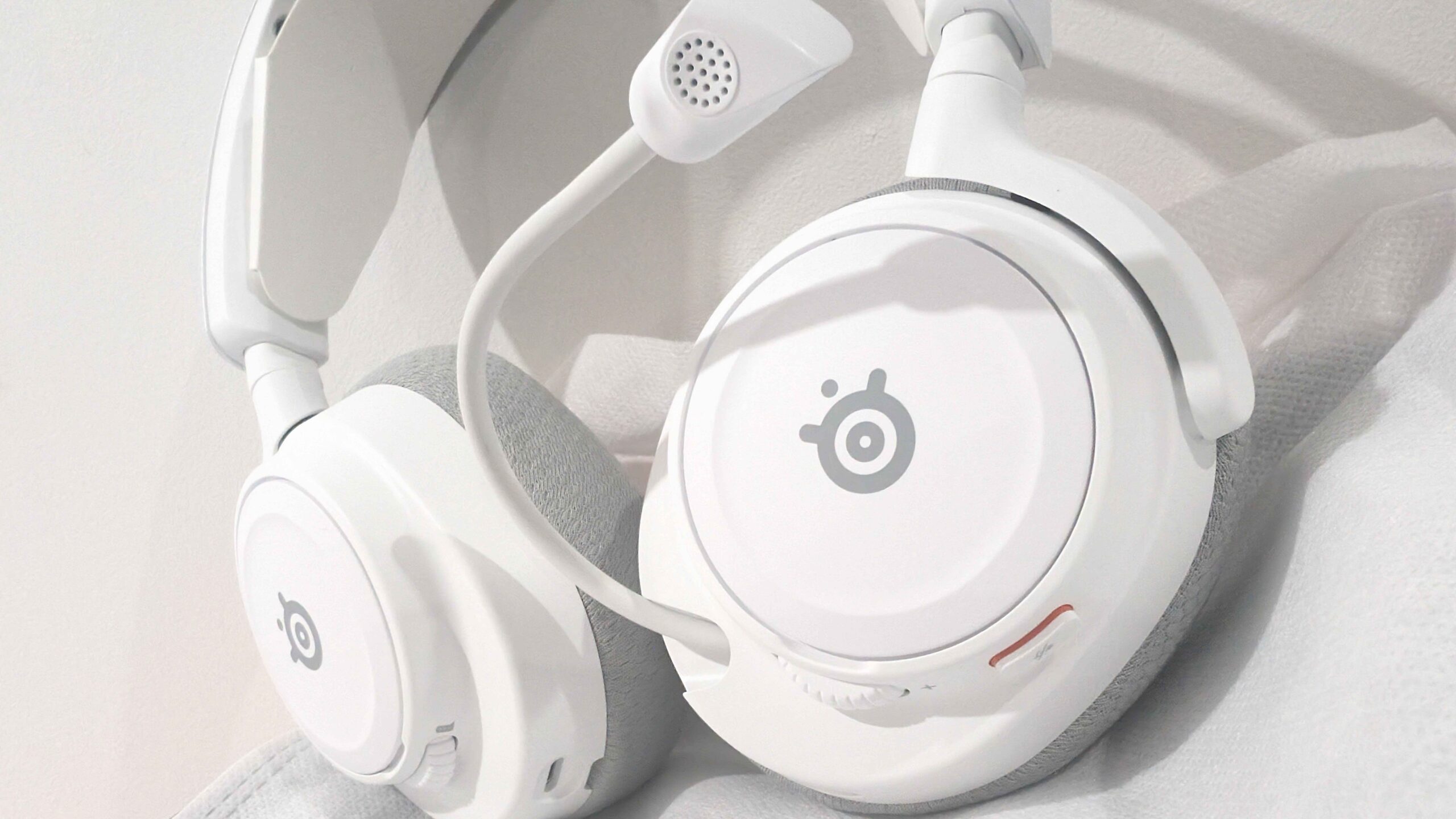 Arctis Nova 7 Gen 7 TEST ©Jérémy.H - KiKitoès pour Gameblog Arctis Nova 7 Gen 7 TEST ©Jérémy.H - KiKitoès pour Gameblog