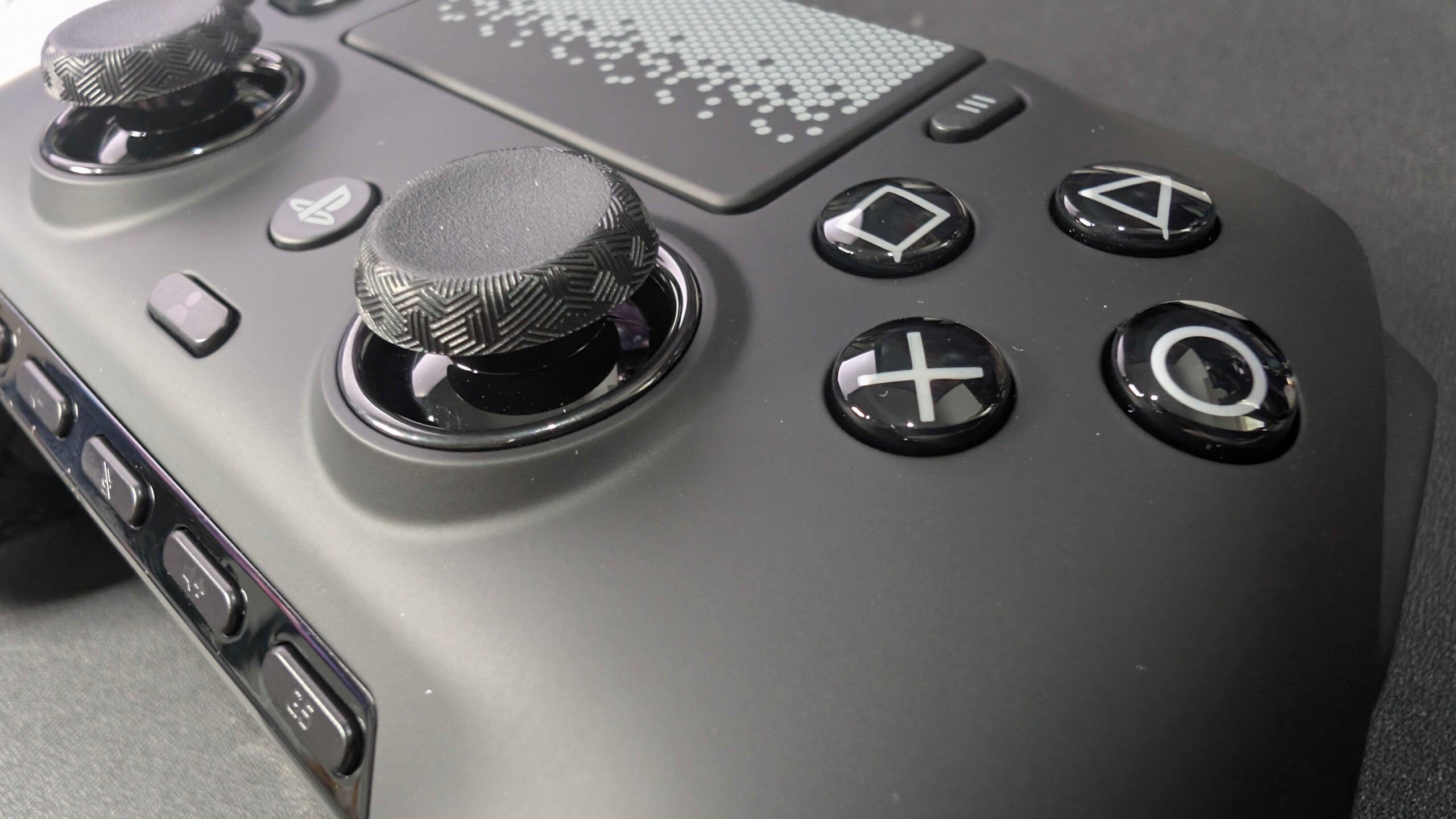 La SCUF OMEGA PS5 ©Jérémy.H La SCUF OMEGA PS5 ©Jérémy.H