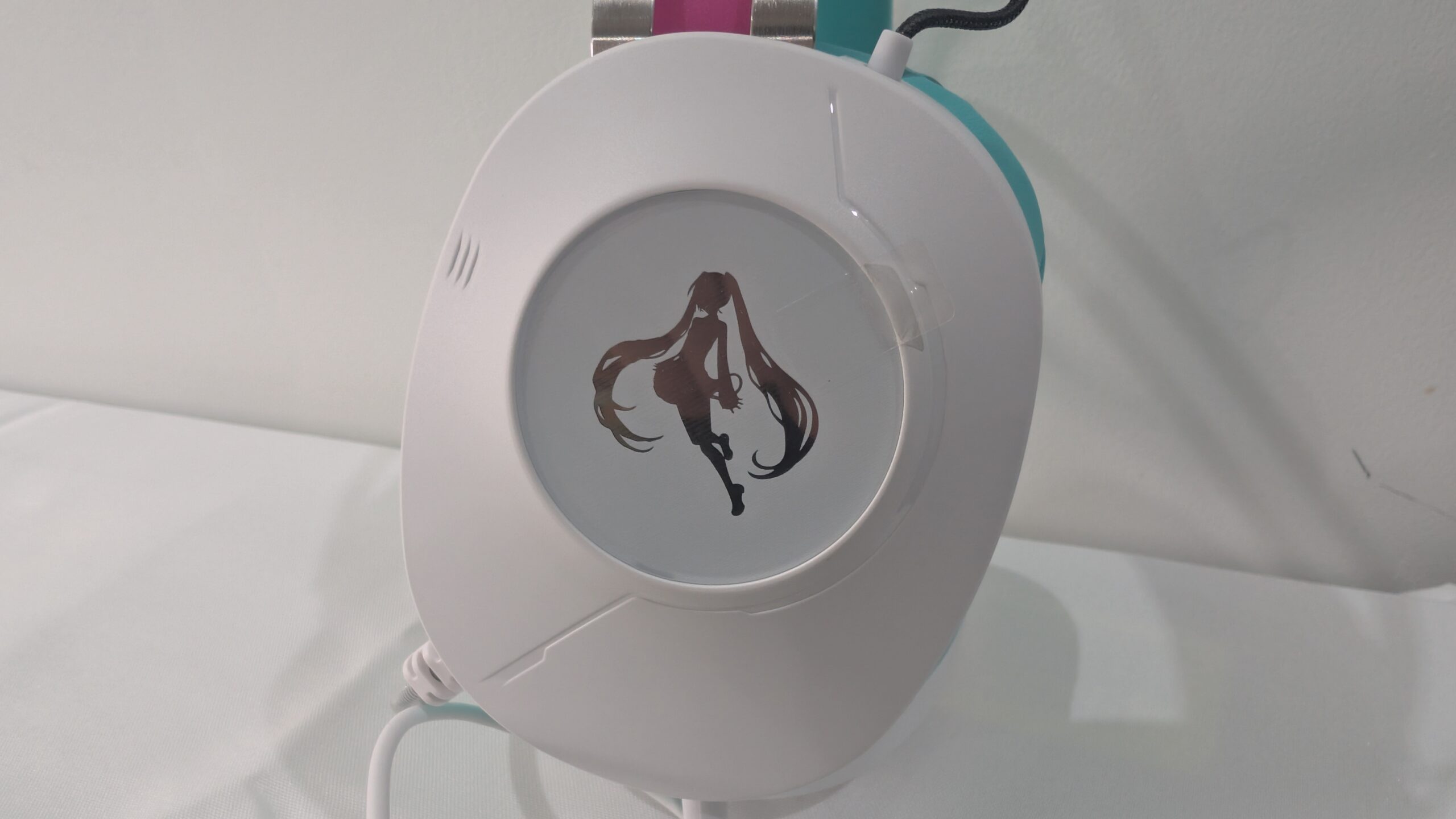 hatsune miku asus tuf gaming