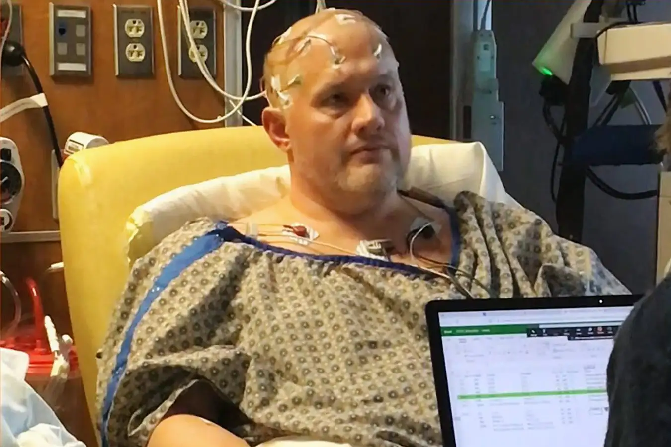 Photo d'un patient atteint de dépression depuis plus de 30 ans. Photo d'un patient atteint de dépression depuis plus de 30 ans.