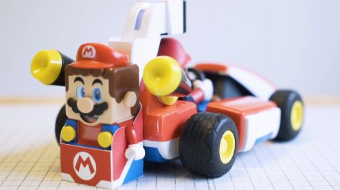 Il combine Mario Kart Live Home Circuit et les LEGO Mario, la vidéo terriblement ingénieuse