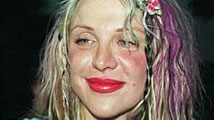 Courtney Love va "coller un putain de procès à Activision"