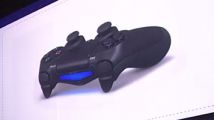 PS4 : la nouvelle manette confirmée en images : plus de vibrations, moins de latence