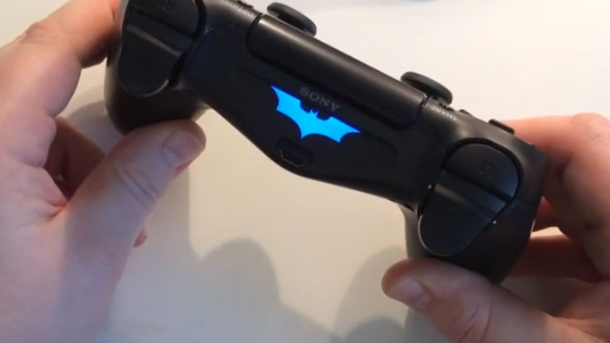VIDÉO. Personnalisez la barre lumineuse de votre manette PS4