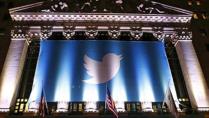 Twitter chute en bourse et multiplie ses pertes par 8
