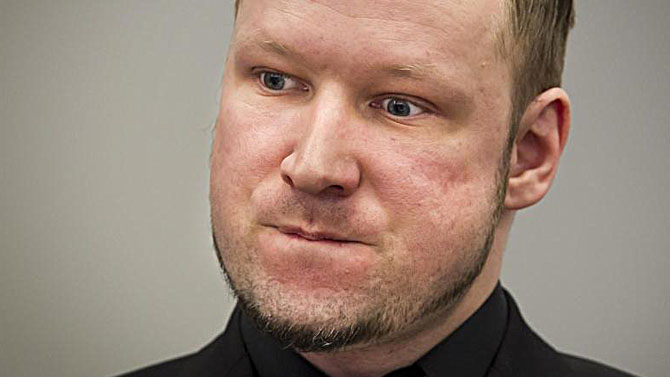 Breivik, le tueur d'Utoya réclame une PS3 et menace de grève de la faim