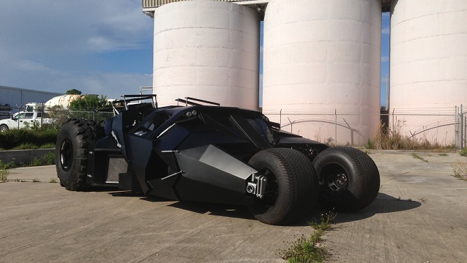 Offrez-vous la Batmobile de Batman pour 1 million de dollars