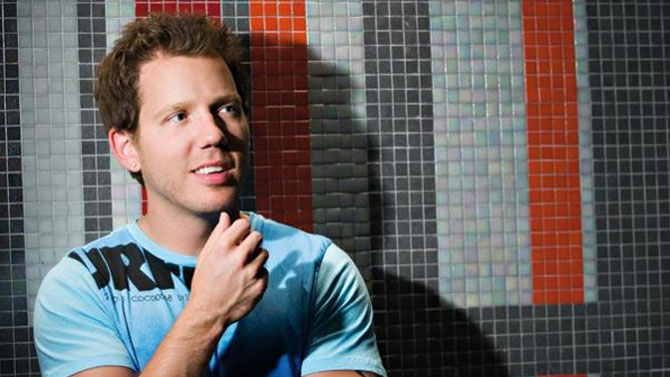 Cliff Bleszinski (Gears of War) parle du rachat de l'Oculus Rift, et tacle Notch (Minecraft)
