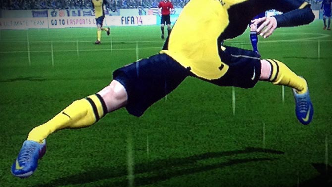 L'image du jour : FIFA est de plus en plus réaliste dites-vous ?