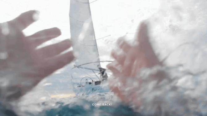 INSOLITE. Sortie En Mer : le jeu de noyade réaliste