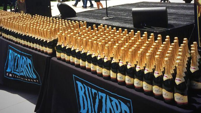 Blizzard fête le succès de Hearthstone au champagne