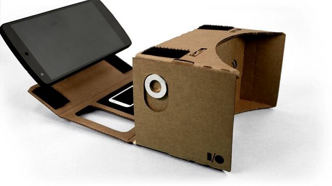 Google : le casque VR en carton à monter soi-même