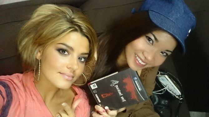 Carole Quintaine et Kayane sur Resident Evil 4