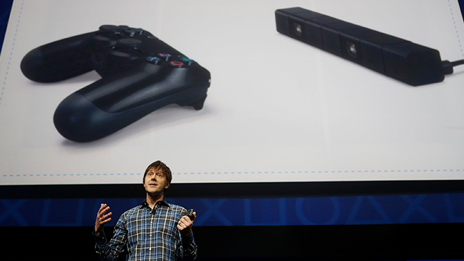 PS4 : pourquoi la caméra n'est pas vendue avec la console