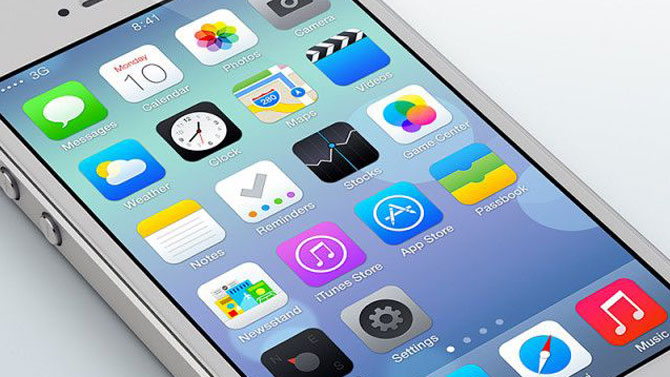 iPhone 6 : la version 5,5 pouces ne sortirait qu'en 2015