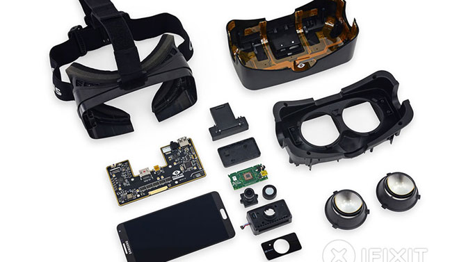 Oculus Rift : iFixit démonte le casque et trouve un écran de Galaxy Note 3