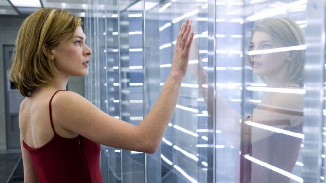 Resident Evil : Milla Jovovich annonce le report du film