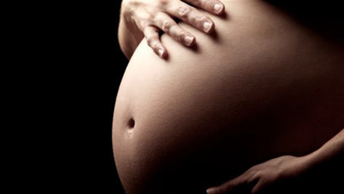 L'image du jour : une mère gameuse ne tombe pas enceinte