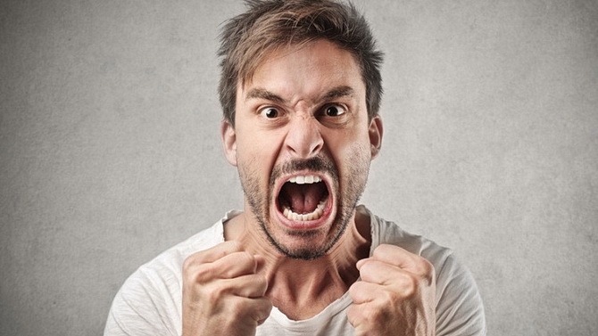 Coup de gueule de JeuxVideo.fr : "les éditeurs laissent mourir les magasins spécialisés"