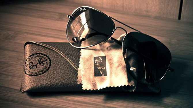 Google Glass : une nouvelle version avec Luxottica (Ray-Ban)
