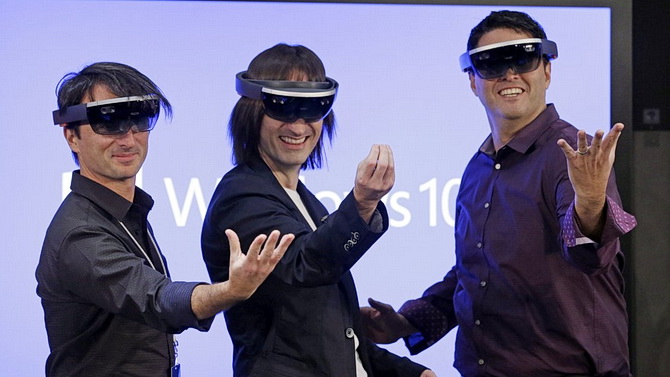 HoloLens : une conférence aujourd'hui, la Xbox One en ligne de mire
