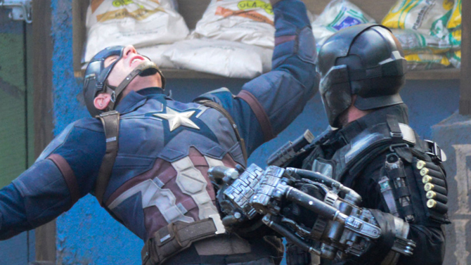 Captain America Civil War : le plein de photos de Captain America vs Crossbones