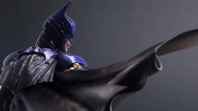 Batman Arkham Knight : la figurine Square Enix colorisée pour le Comic-Con