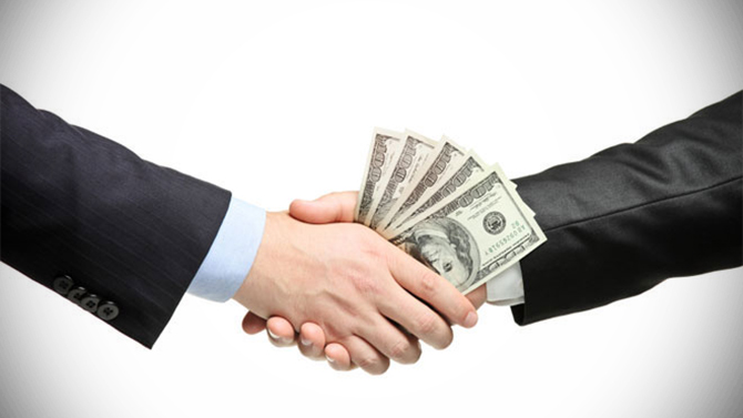 Phil Spencer : Sony "achète" ses exclus PS4 auprès des éditeurs tiers